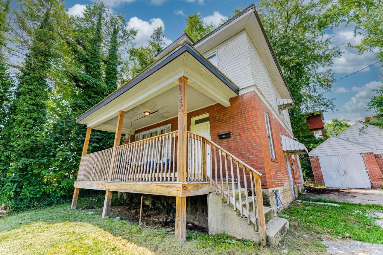 Awesome House, 5 Minutes To Dt, 2 Miles To Stadium And Ruby Memorial! Моргантаун Екстер'єр фото