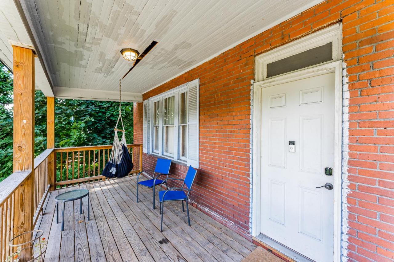 Awesome House, 5 Minutes To Dt, 2 Miles To Stadium And Ruby Memorial! Моргантаун Екстер'єр фото